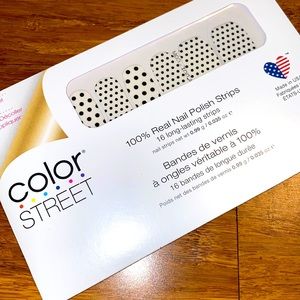 Colorstreet lay over nail